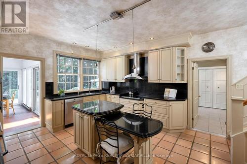 3020 First Street, Burlington (Roseland), ON - Indoor Photo Showing Kitchen