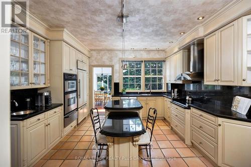 3020 First Street, Burlington (Roseland), ON - Indoor Photo Showing Kitchen With Upgraded Kitchen