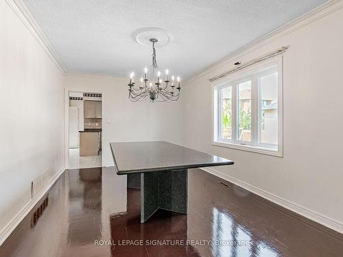 6 Boxwood Cres, Markham, ON - Indoor Photo Showing Other Room