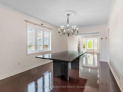 6 Boxwood Cres, Markham, ON - Indoor Photo Showing Other Room