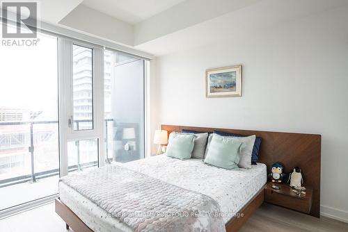 1612 - 158 Front Street E, Toronto (Moss Park), ON - Indoor Photo Showing Bedroom