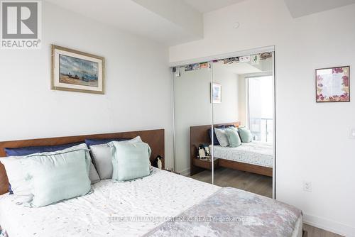 1612 - 158 Front Street E, Toronto (Moss Park), ON - Indoor Photo Showing Bedroom