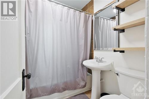 177 Glen Avenue, Ottawa, ON - Indoor Photo Showing Bathroom