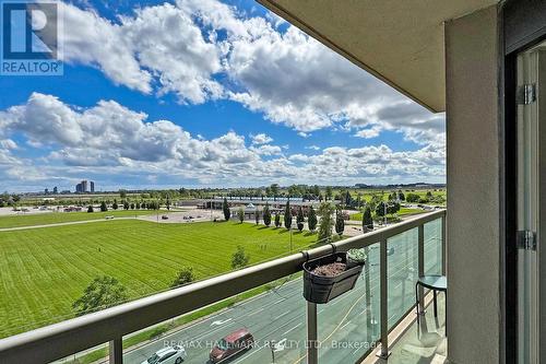 611 - 1030 Sheppard Avenue W, Toronto (Bathurst Manor), ON - Outdoor With Balcony With View