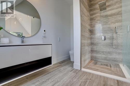 1310 Martley Drive, Mississauga (Lorne Park), ON - Indoor Photo Showing Bathroom