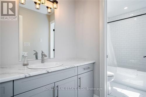 104 Black Willow Crescent, Blue Mountains, ON - Indoor Photo Showing Bathroom