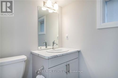 104 Black Willow Crescent, Blue Mountains, ON - Indoor Photo Showing Bathroom