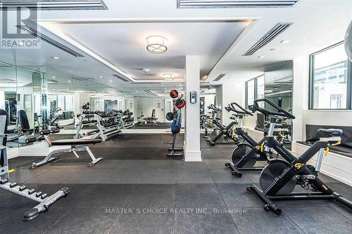 716 - 955 Bay Street, Toronto (Bay Street Corridor), ON - Indoor Photo Showing Gym Room