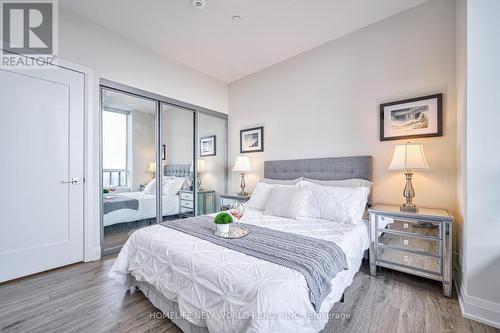 3905 - 18 Water Walk Drive, Markham (Unionville), ON - Indoor Photo Showing Bedroom