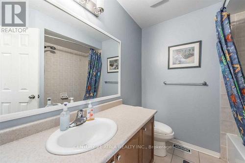 36 Bilbrough Street, Aurora, ON - Indoor Photo Showing Bathroom