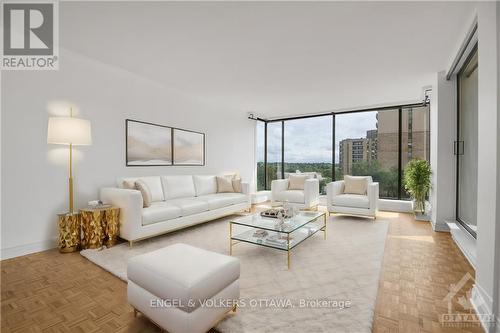 604 - 40 Boteler Street, Ottawa, ON - Indoor Photo Showing Living Room