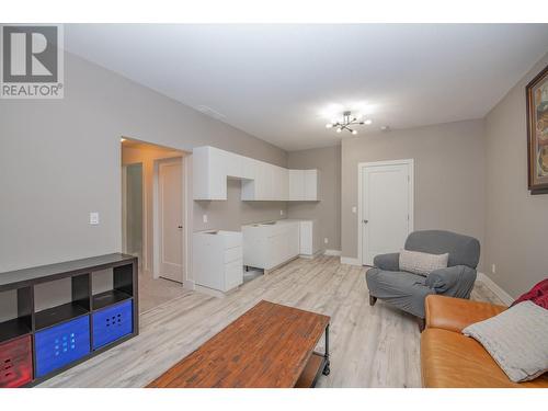 885 Mt Ida Drive, Vernon, BC - Indoor Photo Showing Other Room