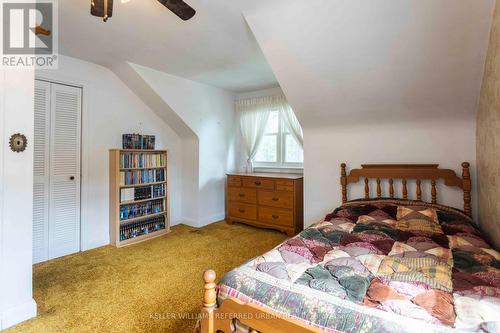 938 Danforth Avenue, Burlington (Bayview), ON - Indoor Photo Showing Bedroom