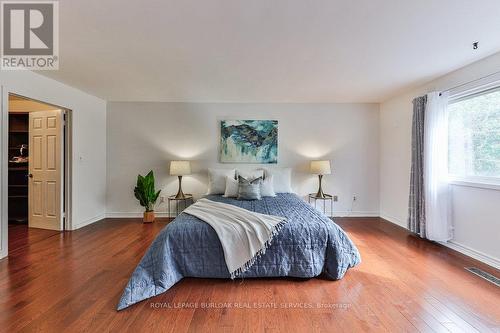 2159 Belgrave Court, Burlington (Tyandaga), ON - Indoor Photo Showing Bedroom