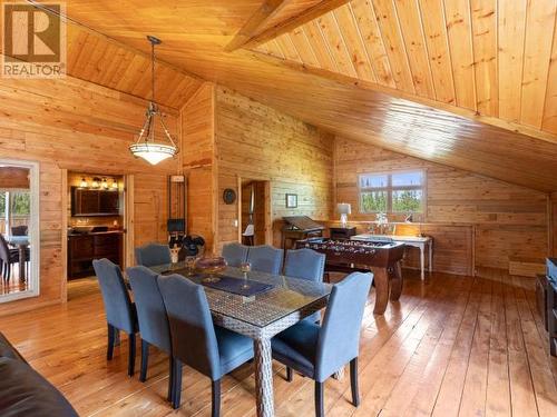 1130 Annie Lake Road, Whitehorse South, YT - Indoor Photo Showing Dining Room