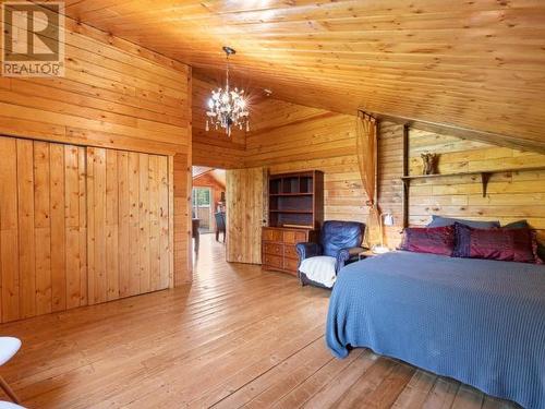 1130 Annie Lake Road, Whitehorse South, YT - Indoor Photo Showing Bedroom