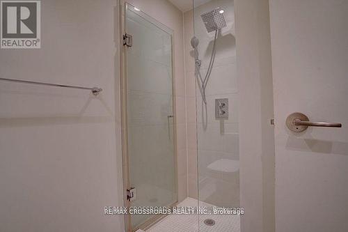 401 - 60 Colborne Street, Toronto (Waterfront Communities), ON - Indoor Photo Showing Bathroom