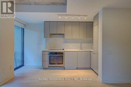 401 - 60 Colborne Street, Toronto (Waterfront Communities), ON - Indoor Photo Showing Kitchen