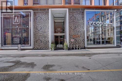 401 - 60 Colborne Street, Toronto (Waterfront Communities), ON - Outdoor With Balcony