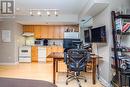 809 - 210 Victoria Street, Toronto (Church-Yonge Corridor), ON  - Indoor Photo Showing Kitchen 