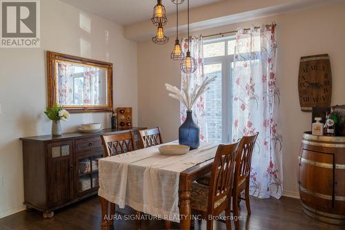 134 Fortis Crescent, Bradford West Gwillimbury, ON - Indoor Photo Showing Dining Room