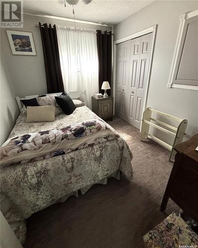 362 35Th Street, Battleford, SK - Indoor Photo Showing Bedroom