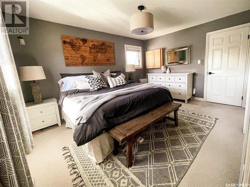 307 6Th Avenue E, Nipawin, SK - Indoor Photo Showing Bedroom