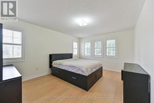 33 Ramsgate Court, Markham, ON - Indoor Photo Showing Bedroom