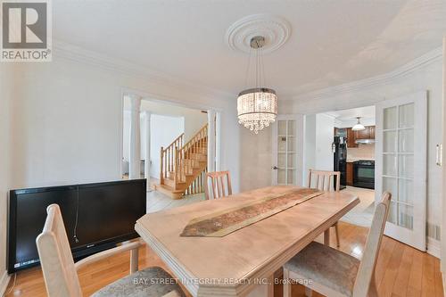 33 Ramsgate Court, Markham, ON - Indoor Photo Showing Dining Room