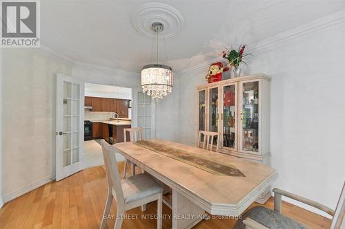 33 Ramsgate Court, Markham, ON - Indoor Photo Showing Dining Room