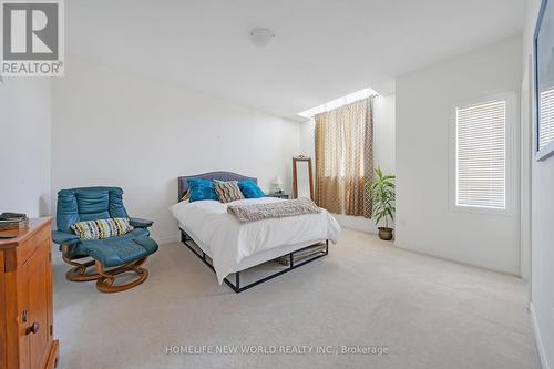 3 John Weddell Avenue, East Gwillimbury, ON - Indoor Photo Showing Bedroom