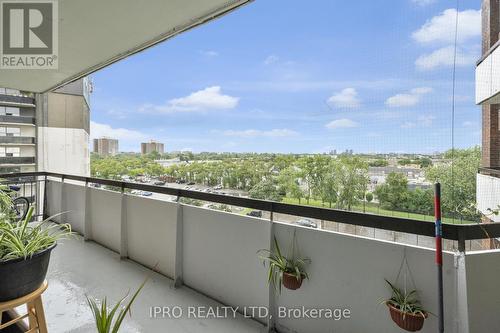 607 - 3025 Queen Frederica Drive, Mississauga (Applewood), ON - Outdoor With Balcony With Exterior