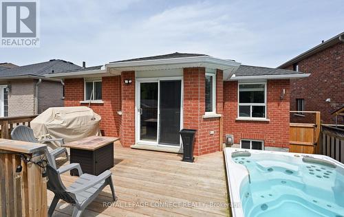 103 Gore Drive, Barrie (Ardagh), ON - Outdoor With Exterior