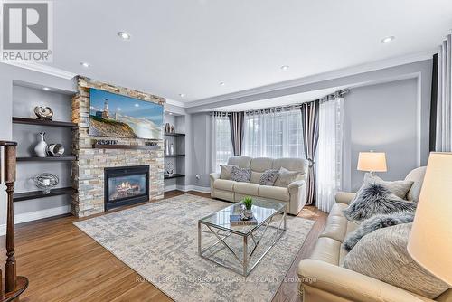 88 River Ridge Boulevard, Aurora (Bayview Northeast), ON - Indoor Photo Showing Living Room With Fireplace