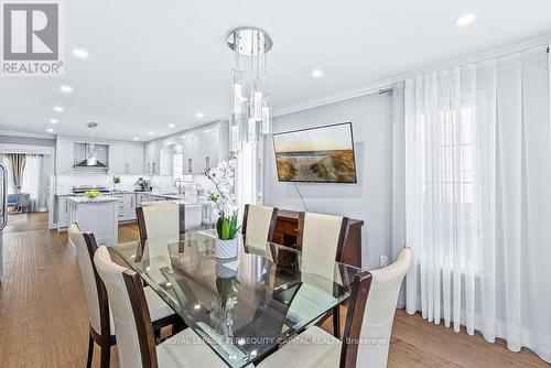 88 River Ridge Boulevard, Aurora (Bayview Northeast), ON - Indoor Photo Showing Dining Room