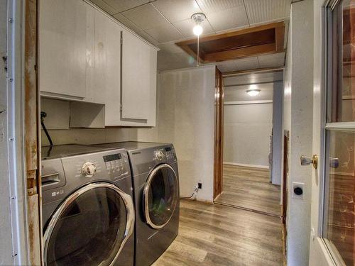 Salle de lavage - 7436 Ch. Ridge, Dundee, QC - Indoor Photo Showing Laundry Room