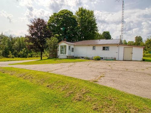 ExtÃ©rieur - 7436 Ch. Ridge, Dundee, QC - Outdoor