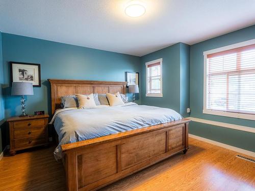 1037 Raven Cres, Kamloops, BC - Indoor Photo Showing Bedroom