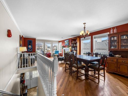 2960 Mclean Place, Merritt, BC - Indoor Photo Showing Dining Room