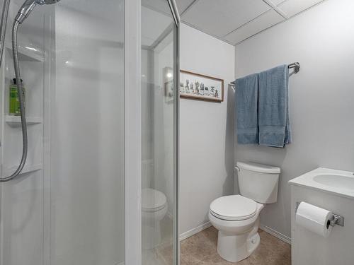 1240 Semlin Drive, Ashcroft, BC - Indoor Photo Showing Bathroom