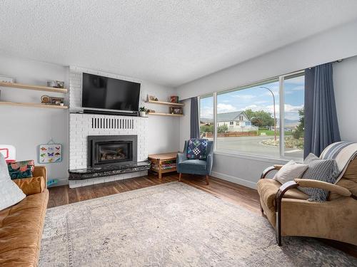 1240 Semlin Drive, Ashcroft, BC - Indoor Photo Showing Living Room With Fireplace