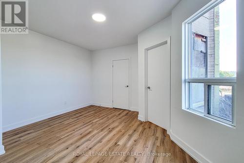 5 - 1052 Barton Street E, Hamilton (Crown Point), ON - Indoor Photo Showing Other Room