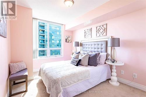 1312 - 15 Greenview Avenue, Toronto, ON - Indoor Photo Showing Bedroom