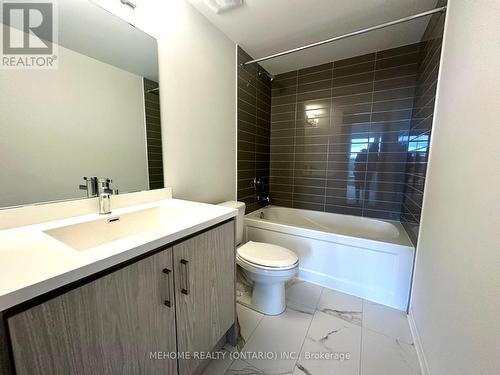 283 - 140 Honeycrisp Crescent, Vaughan, ON - Indoor Photo Showing Bathroom