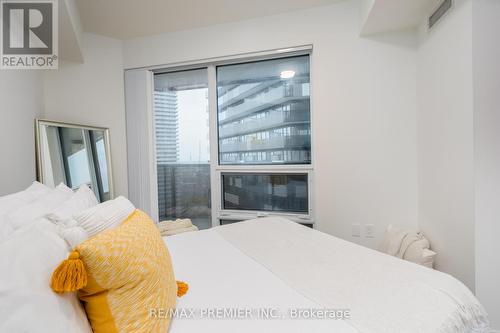 2608 - 55 Cooper Street, Toronto (Waterfront Communities), ON - Indoor Photo Showing Bedroom