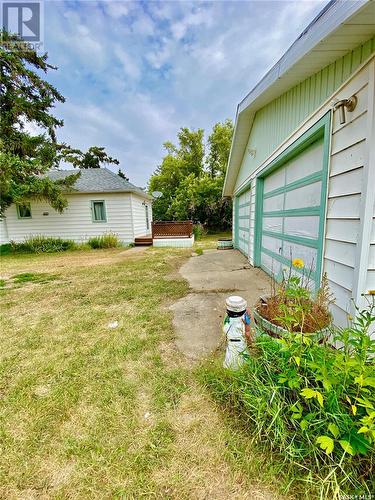 621 Herbert Street, Brownlee, SK - Outdoor With Exterior