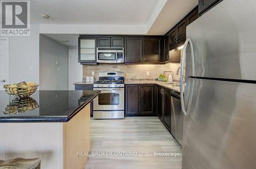 8H - 1460 Highland Road W, Kitchener, ON - Indoor Photo Showing Kitchen