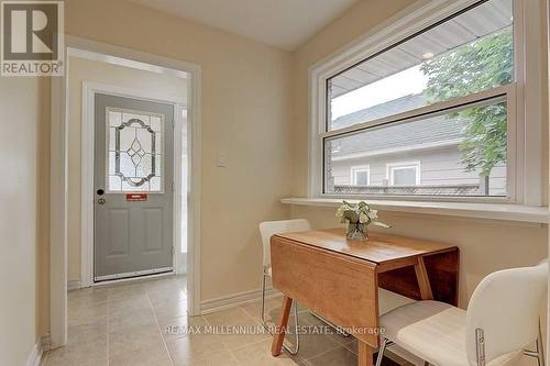 96 Baker Avenue W, Richmond Hill (Crosby), ON - Indoor