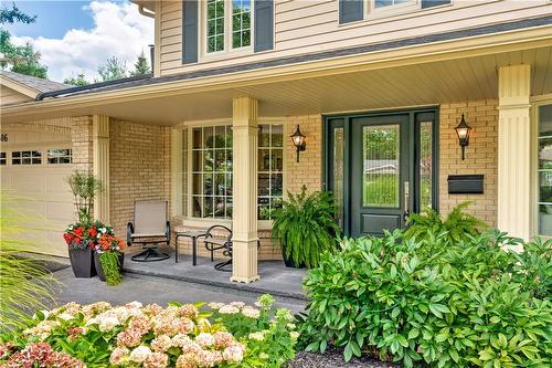 306 Oakwood Court, Burlington, ON - Outdoor With Deck Patio Veranda