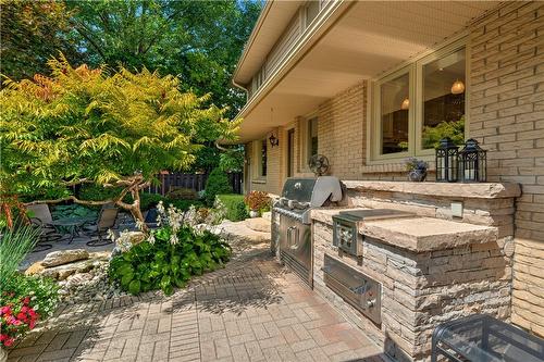 306 Oakwood Court, Burlington, ON - Outdoor With Deck Patio Veranda